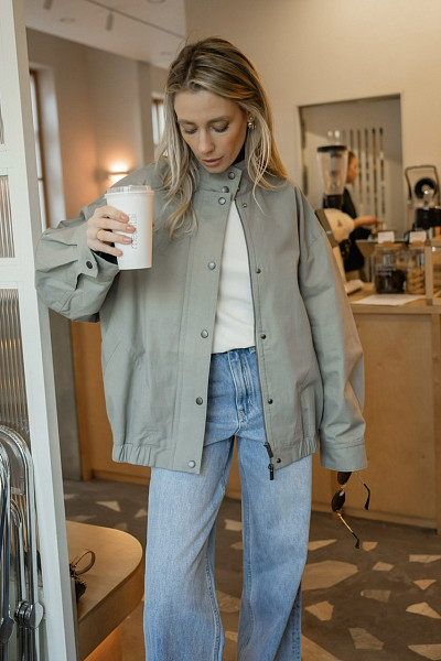 Бомбер Годжи серый