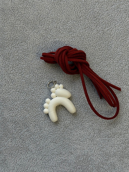 Подвеска Лошадка белый 