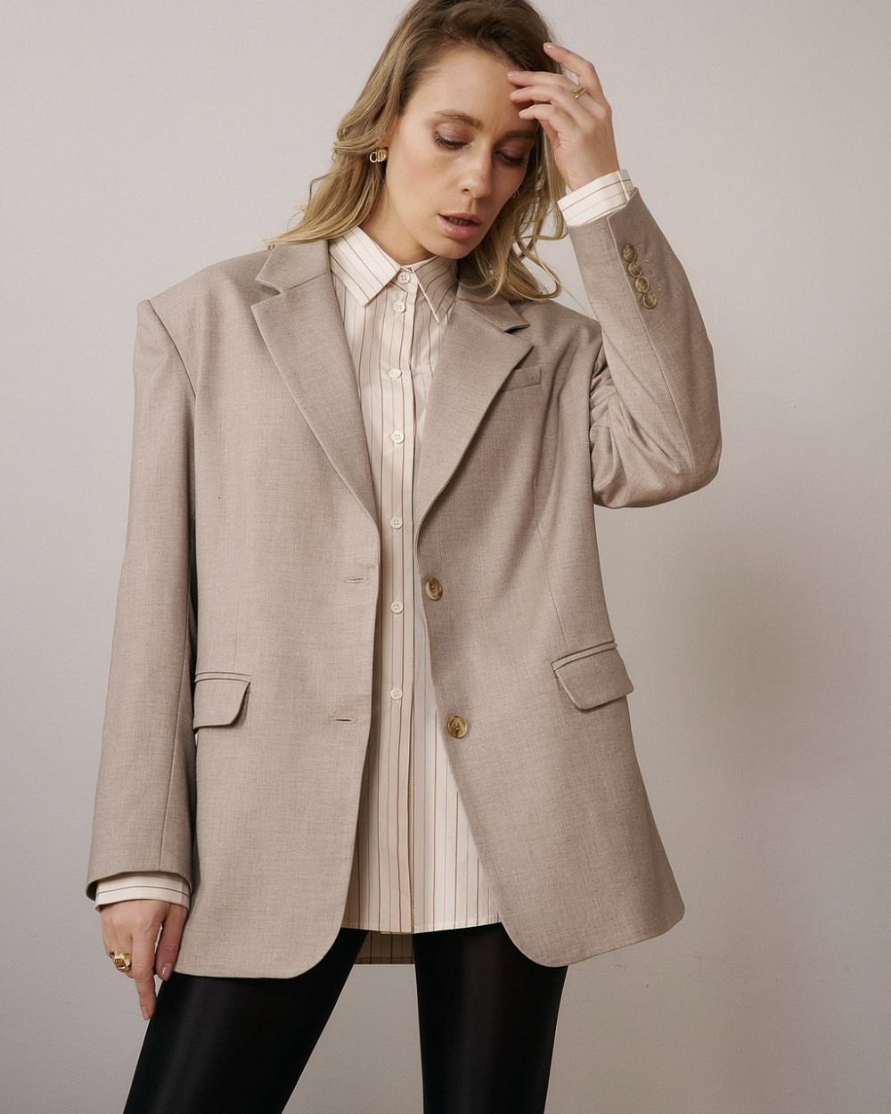 Рубашка Стрит бежевая полоска