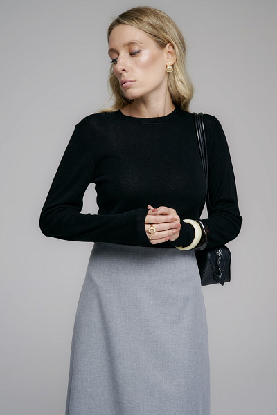 Лонгслив Ари черный