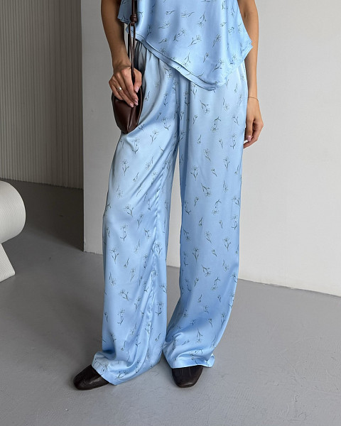 Брюки Флейм цветы на голубом