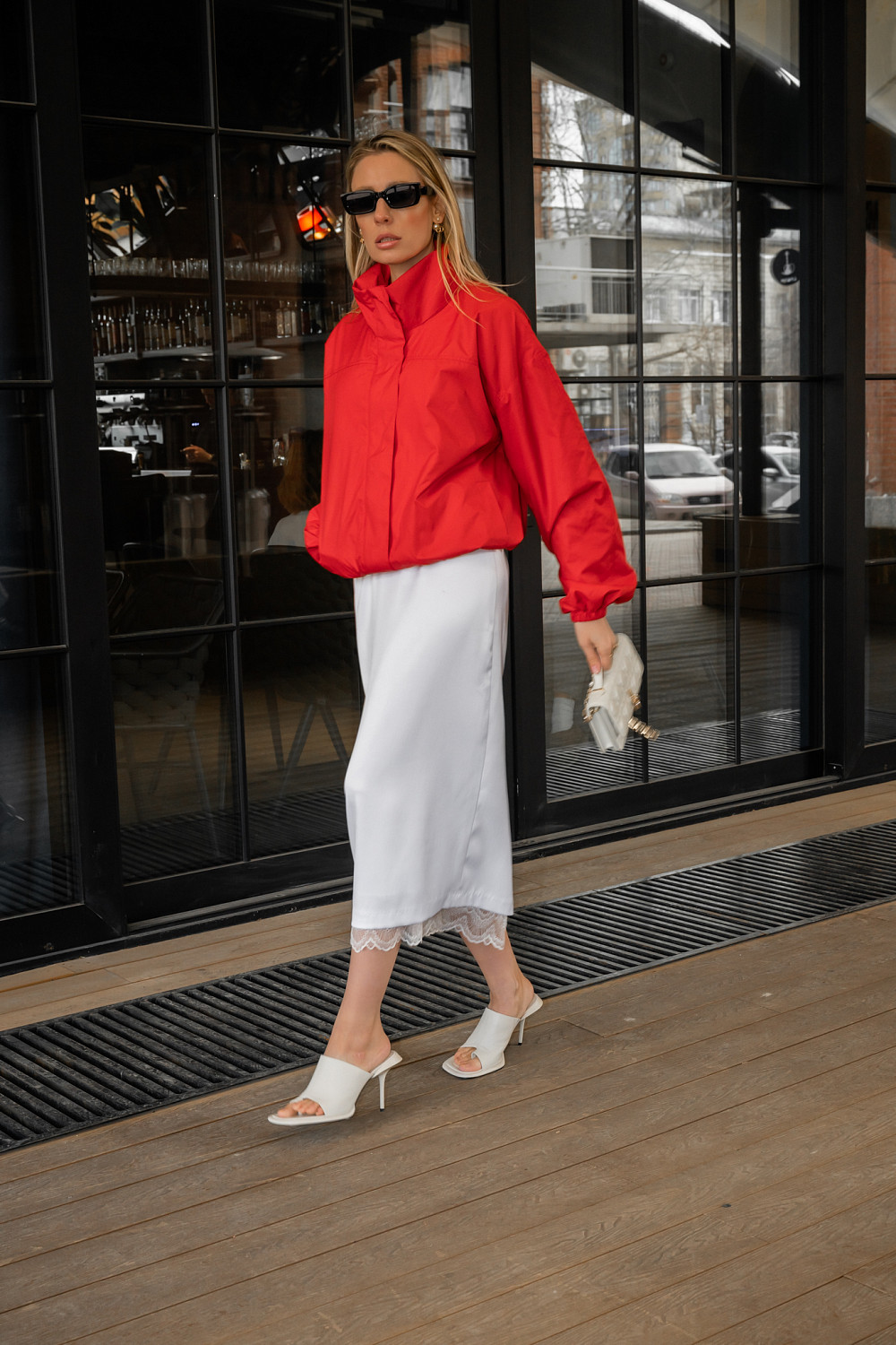 Ветровка Овенс красный