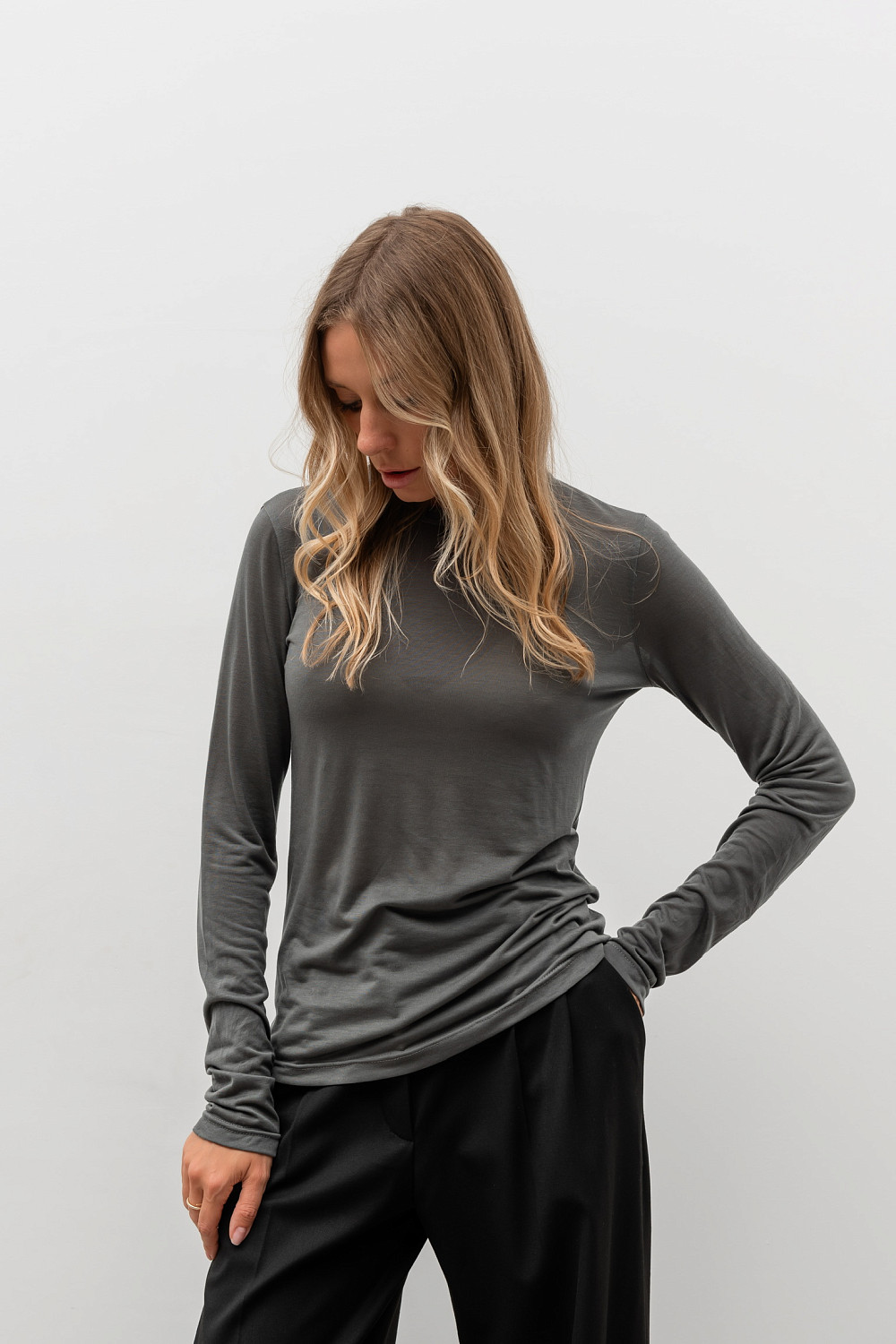 Лонгслив Ричи графит