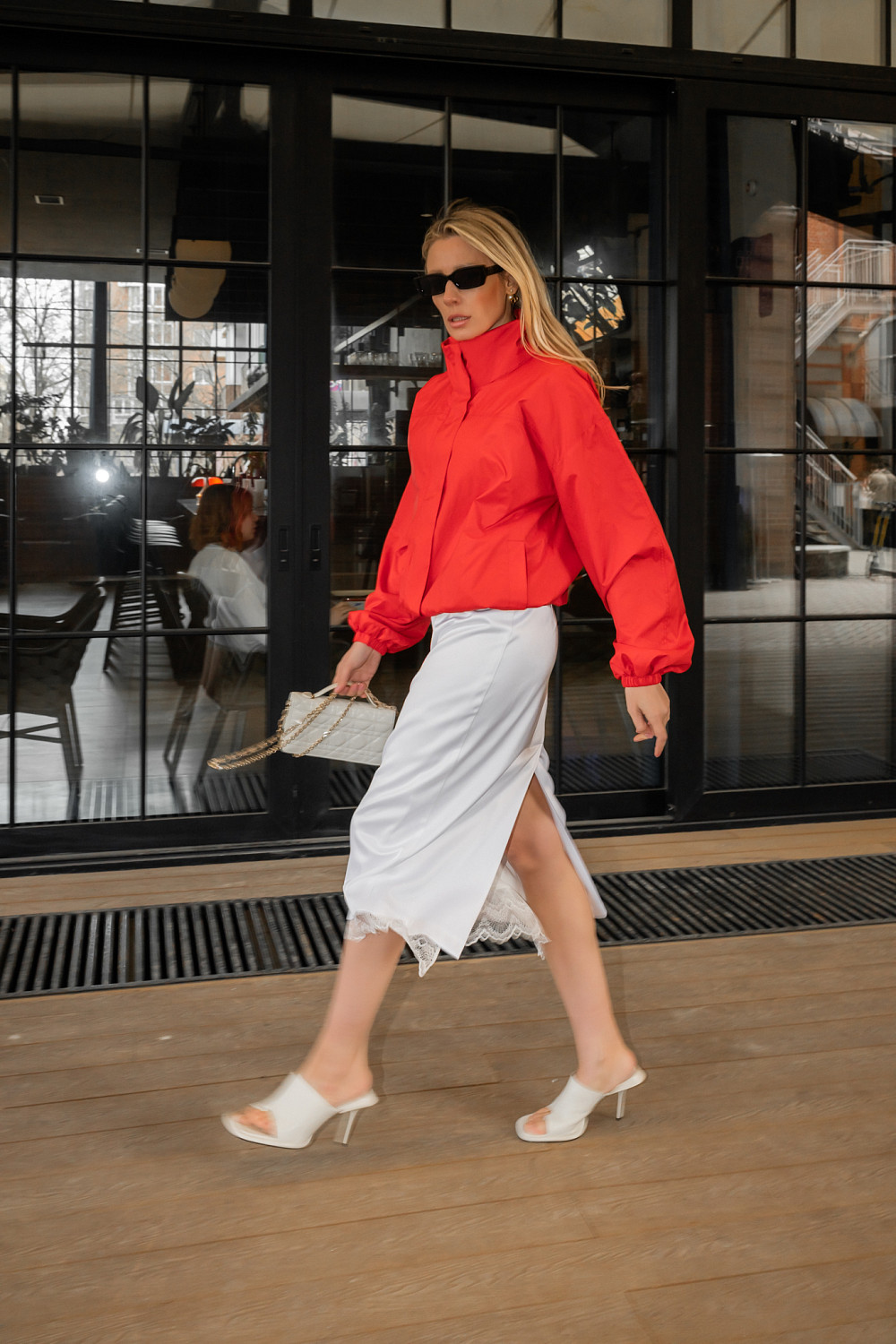 Ветровка Овенс красный